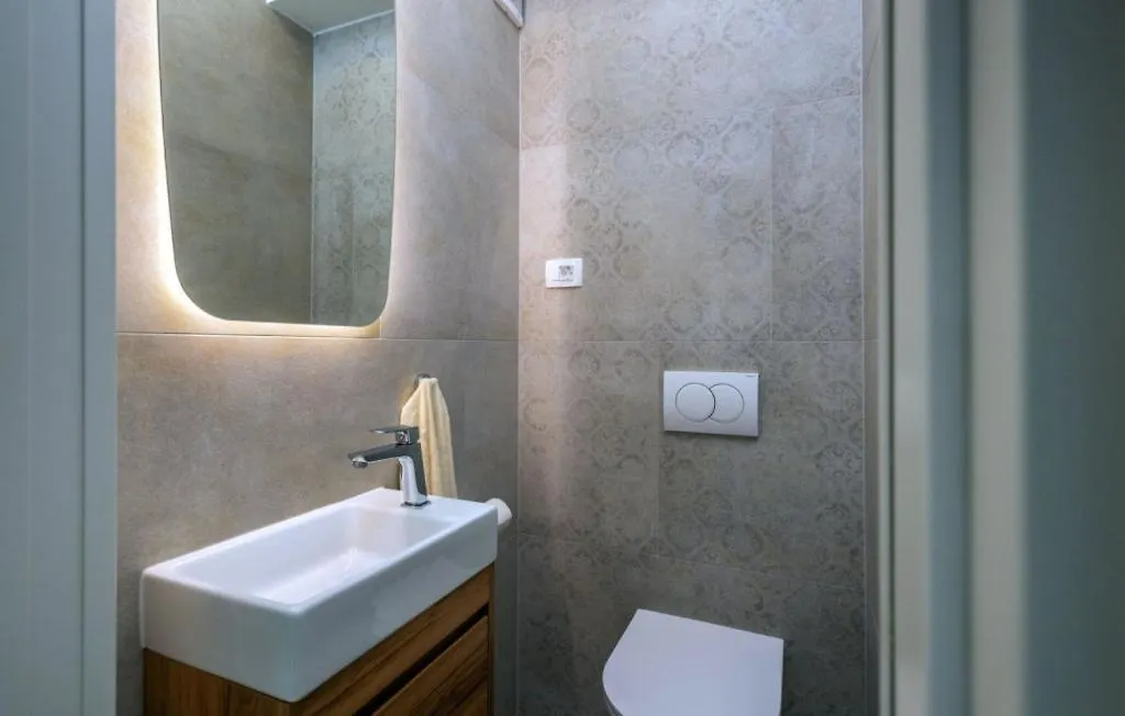 Beautiful Villa Celi With Pool In Fažana